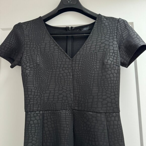 Dynamite Black Dress Size M - Picture 2 of 3